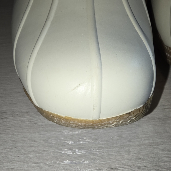 EUC Sperry Top Sider Salt Water Duck Boots Cream  Size 8.5 - Picture 2 of 5